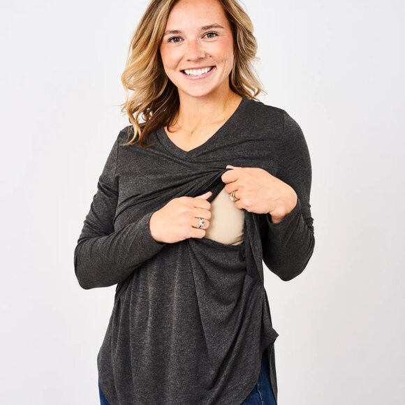 Latched Mama Scoop Neck 3/4 Sleeve Nursing Top Floral (Medium) - Picture 2 of 2